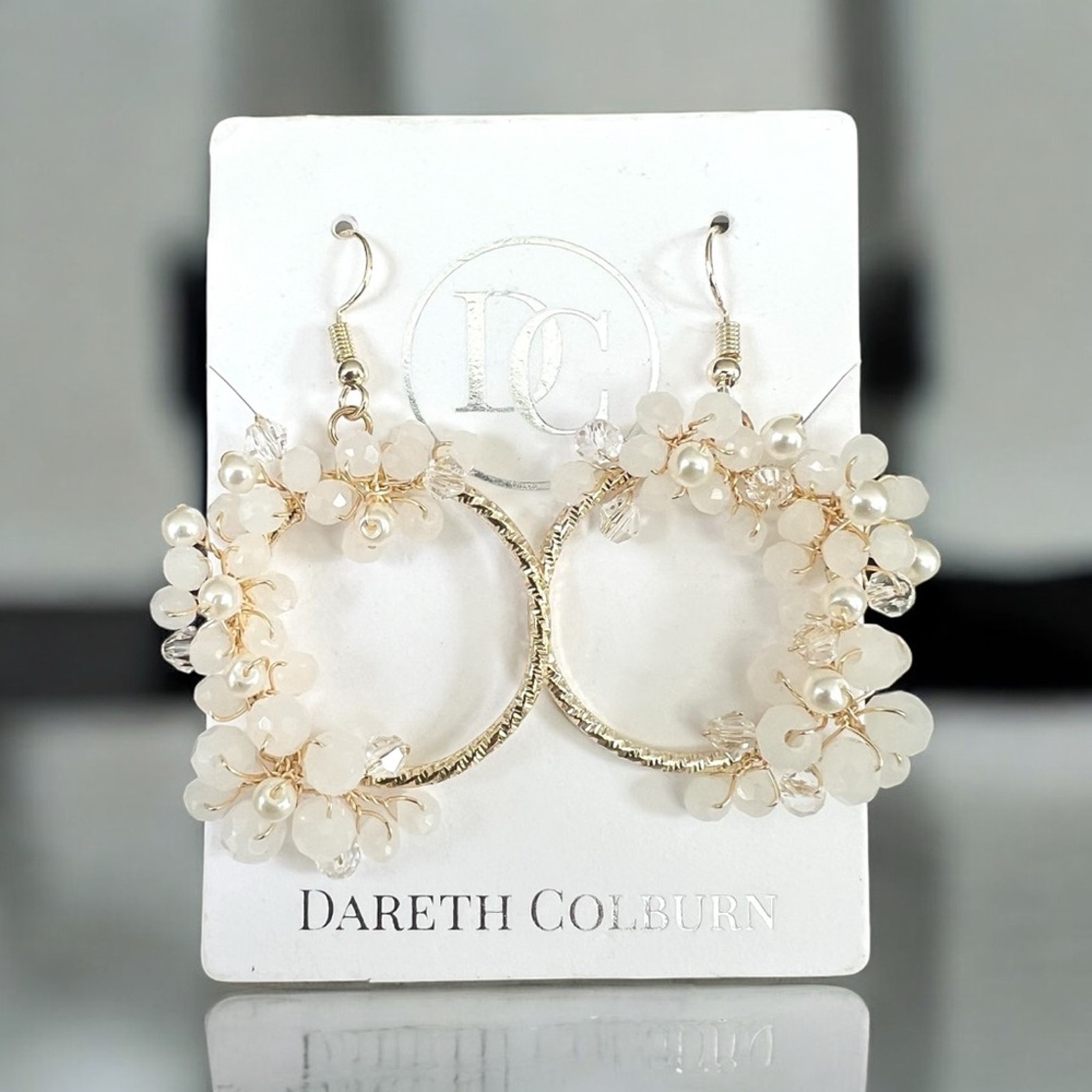 Dareth Colburn Bridal Earrings Dangle Hoop Beaded Gold Tone White Nwt
